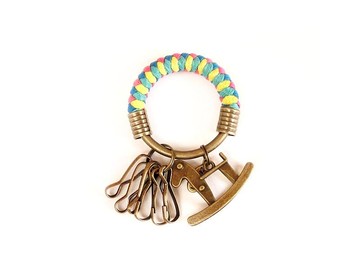 鑰匙圈(小)5.3CM 桃紅色+黃+湖水綠+亮藍+搖搖木馬 鐵環 客製化