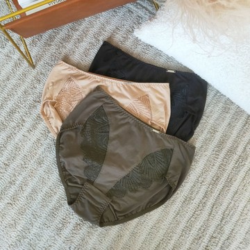 【曼黛瑪璉】無鋼圈 高腰三角內褲 M-XXL(黑/奶茶膚/燻灰綠)