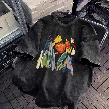 花朵刺繡印花 水洗做舊 寬鬆落肩 水洗短袖上衣 美式短袖 大尺碼上衣 寬鬆T恤 重磅t恤 短袖t恤上衣 設計感上衣