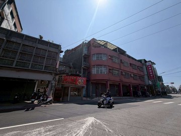 建商最愛|左營區大地坪違老透天｜高雄市左營區孔營路