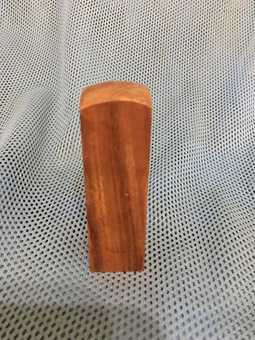 台灣櫸木8分印章2.4*2.4*8cm
