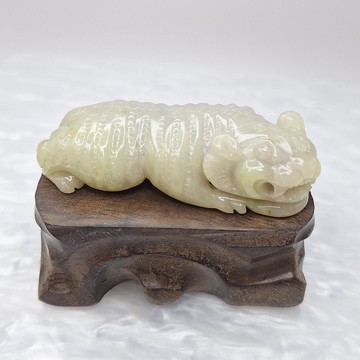 溫潤粉紫羅蘭手工雕刻老虎吊墜 |天然緬甸玉A貨翡翠