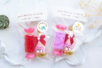 活動小禮物 糖果毛巾+貓起來愛LOVE香檳糖果瓶(迷你粉彩棉花糖)