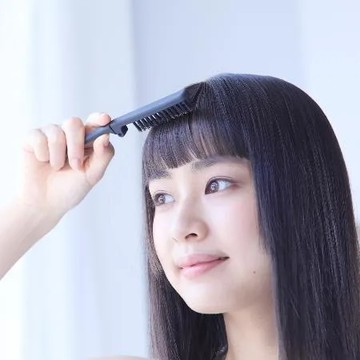 Strainia 攜帶髮梳