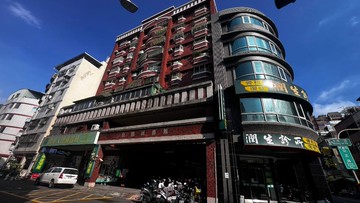 前鎮好視野|溫馨家庭|稀有4房車位|公園圖書館｜高雄市前鎮區武慶一路