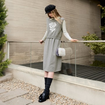 ILEY伊蕾 真兩件縫珠緹花背心針織洋裝(灰；M-XL)