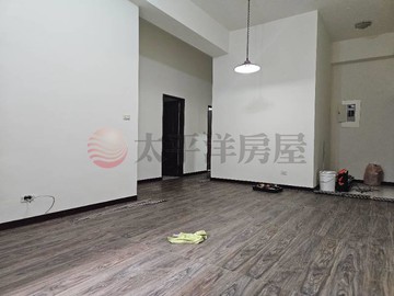 桃園站前東區1樓美3房｜桃園市桃園區桃三街