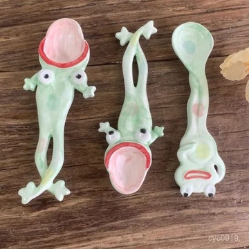 🔥臺灣出貨🔥青蛙勺子湯勺甜品手工網紅衕款調羹創意搞怪沙鵰陶瓷咖啡禮物攪拌