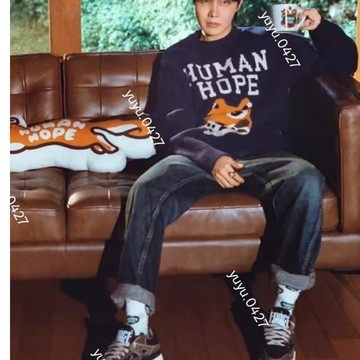 ✨周邊上新🐿️J-HOPE鄭號錫 HUMAN HOPE同款衛衣 秋冬 時尚寬鬆圓領套頭上衣 送閨蜜生日禮物
