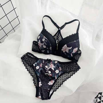 有鋼圈定型法式性感光面美背蕾絲大碼75-80-85-90-95BCDE文胸套裝