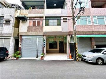 華鳳特區鎮北國小住商用透天｜高雄市鳳山區北隆街