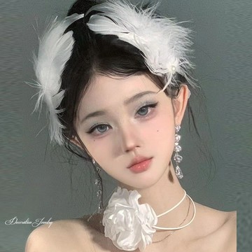 白色羽毛森系髮夾 新娘婚紗頭飾 仙女絕美髮夾 小天鵝舞臺邊夾 網紅羽毛頭飾頸帶