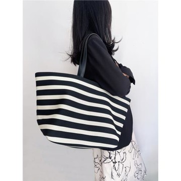 高級感黑白條紋托特包帆布大容量通勤單肩女包懶惰風度假包購物袋