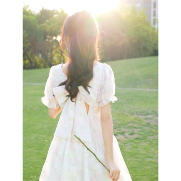 花崎鹿原創小眾露背約會少女短裙