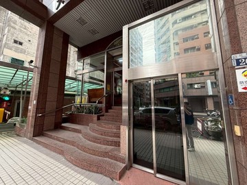 西區美術館三房平移車位@林弘欣｜台中市西區公館路