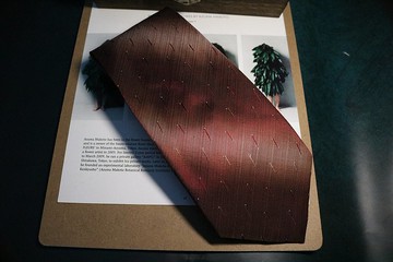 酒紅色小線條高檔真絲提花領帶necktie