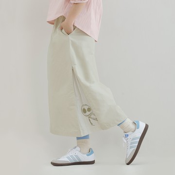 a la sha 隱藏阿財長裙