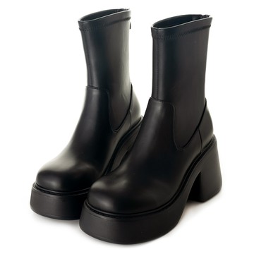 女團C位！甜辣風極輕量厚底彈力短靴 黑 (素面款) GB581BK