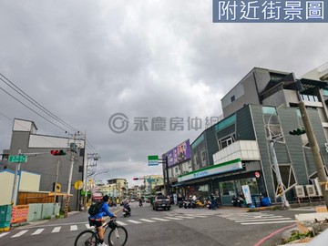 新文山華鳳特區優質建商質感大空間電梯車墅｜高雄市鳳山區北維街