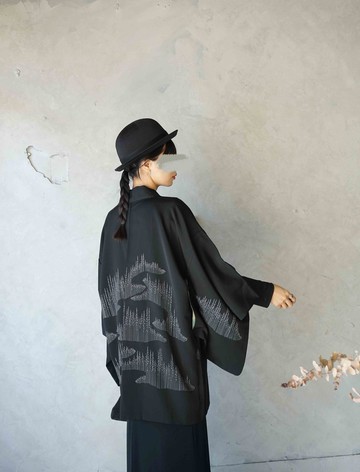 尋寶古著-黑色量子力學質感日本羽織和服