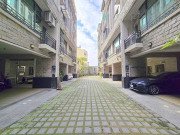 南科首選|近永康交流道|朝南孝親房雙車庫別墅｜台南市永康區四維街