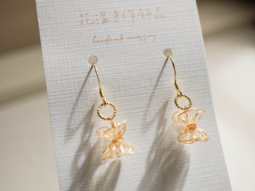 【花溫】晶透雙花。耳勾/耳夾