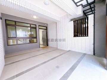 哇！隆大建設｜孔宅綠園｜全新車墅｜高雄市小港區孔宅一街
