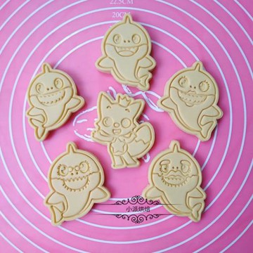 碰碰狐鯊魚卡通糖霜餅干模具按壓式 動物曲奇diy烘焙工具兒童親子