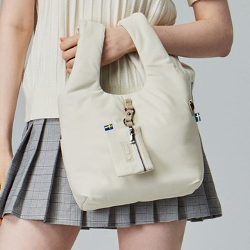 moz瑞典 駝鹿 LITEDRY146 空氣 菜籃包(燕麥白)M