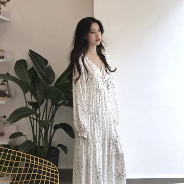 新款女裝復古韓版仙女甜美日系森系V領初戀系連衣裙子2022年春款