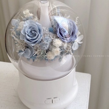 【Flora Flower】芙蘿拉永生花水氧機禮盒組-霧藍(送禮神器) 贈香氛精油5ml一瓶