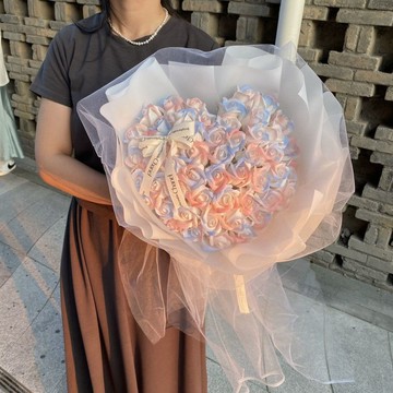 🌷花束禮物🌷女神節網紅烏梅子醬玫瑰心形永生花束成品情人節送男女朋友母親節母親節 教師節 情人節 生日禮物 永生花 仿