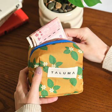 台灣手工製造 帆布方形零錢小包 數位熱昇華印花 阿美族龍葵圖樣