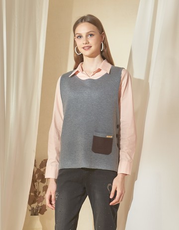 ★【喜芝梅】雙色魅力 對比拼色口袋造型側排扣無袖背心(五色；F) 224380857