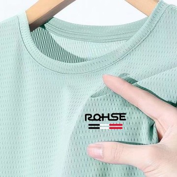 夏季冰絲t恤男士運動涼感網眼透氣薄款半袖寬松大碼純色上衣速干T