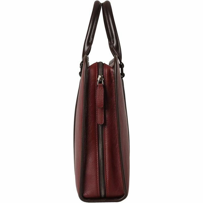 美品 LET DREAM 牛革 ビジネスバッグ ブリーフケース ３室 ロゴ型押し 美品 LET DREAM 牛革 ビジネスバッグ ブリーフケース 3室 ロゴ
