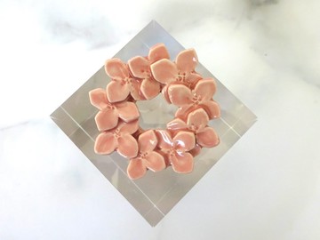 花痴胸針 長春花 李子