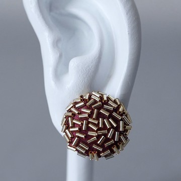 散落 耳針 No2 圓形 竹珠 刺繡 金色 酒紅 獨一無二 大尺寸 醫療級不鏽鋼 輕量 手繡
