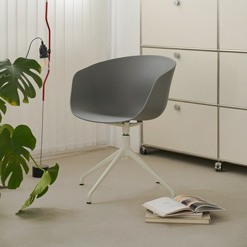 【含稅/免運】 北歐丹麥設計師簡約辦公椅人體工學旋轉靠背會議洽談椅咖啡休閑椅