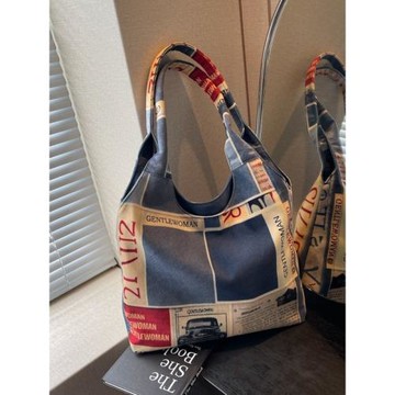 泰國小眾字母印花帆布包女潮休閑百搭大容量撞色單肩手提托特包包