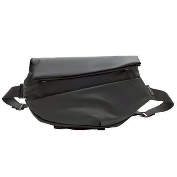 E.City 韓版時尚防潑水胸包扁挎包  30 x 20 x 13cm  黑色