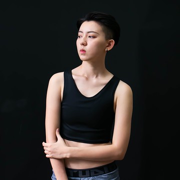 【T-STUDIO】U領小蛙系列/吸濕排汗靜音側拉式半身束胸內衣(黑)