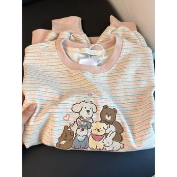 ♡ 𝑪𝒉𝒊𝒄 𝒖 ♡溫柔狗狗們刺繡彩色條紋衛衣年秋季新款圓領時尚寬鬆百搭上衣