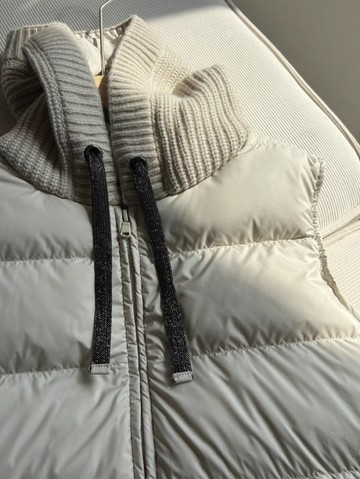 白鴨絨工廠直銷超輕超柔長袖/馬甲羽絨服女高端保暖外套精品好物 白鴨絨馬甲 韓版羽絨馬甲 秋冬女羽絨外套