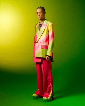 漸層印花桃紅解構雙排釦西裝外套