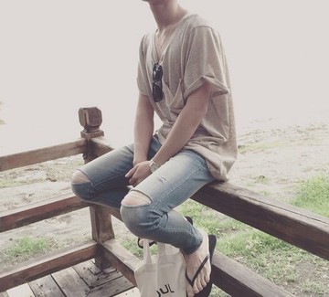 【JP.美日韓】復古 正品 刀割 破褲 多處破洞 高品質 彈性破褲 多處破褲 GD 爆裂褲 窄管 鉛筆褲 彈性牛仔