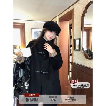 烏77韓系翻領直筒牛角扣大衣女設計感拼接格紋小個子毛呢外套冬季