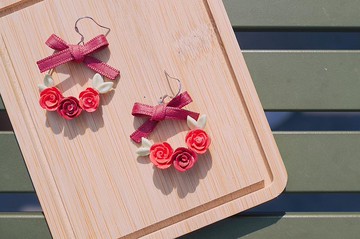 手作樹脂粘土玫瑰花環純銀s925耳勾耳環