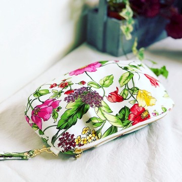 Ploceus 波西兒 春日綻放 隨身拉鍊包-春日呢喃