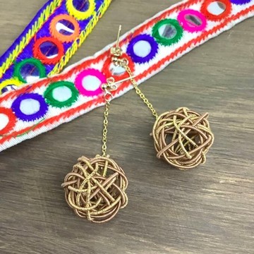 水引 捲捲球 耳環【金棕色】 搖曳 棕色 金色 閃耀